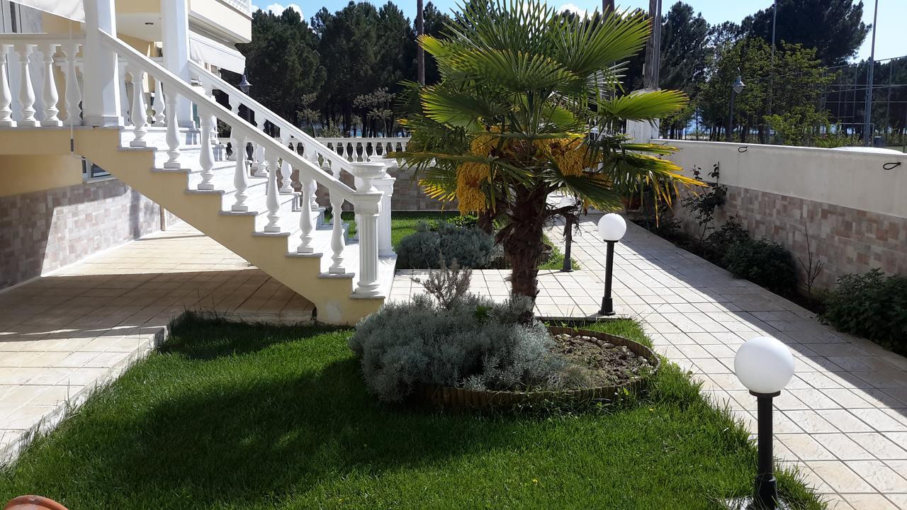 Irini Apartments Keramoti  Exterior photo