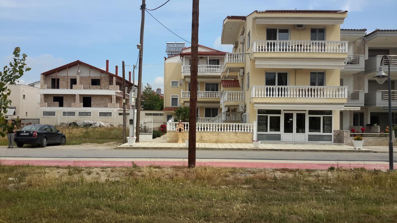 Irini Apartments Keramoti  Exterior photo