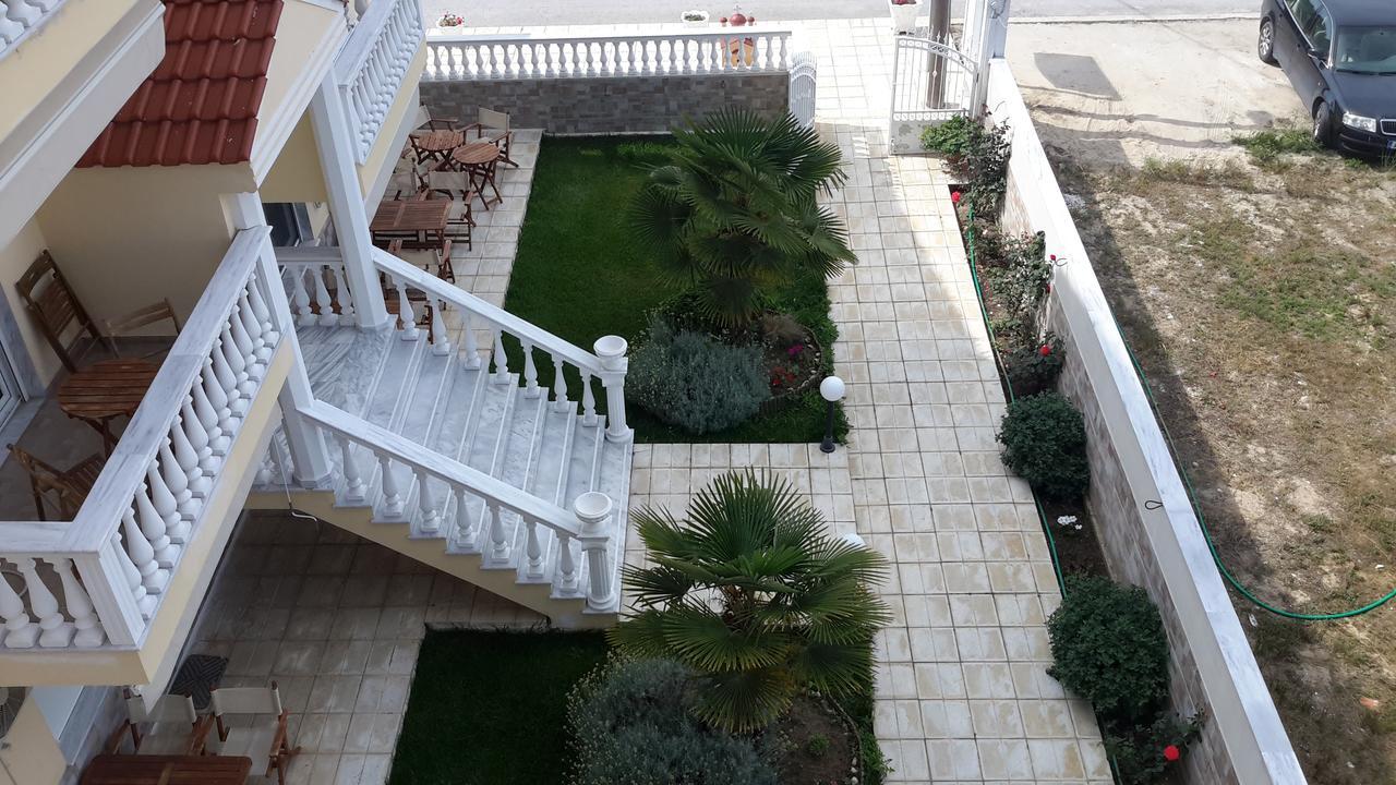 Irini Apartments Keramoti  Exterior photo