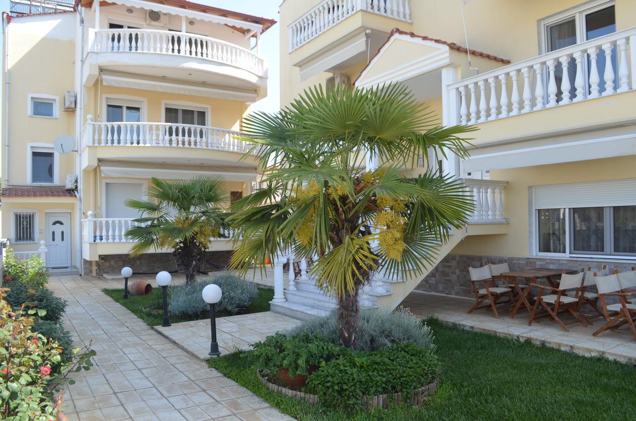 Irini Apartments Keramoti  Exterior photo